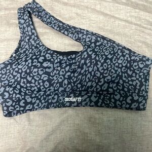 One Shoulder Sports Bra